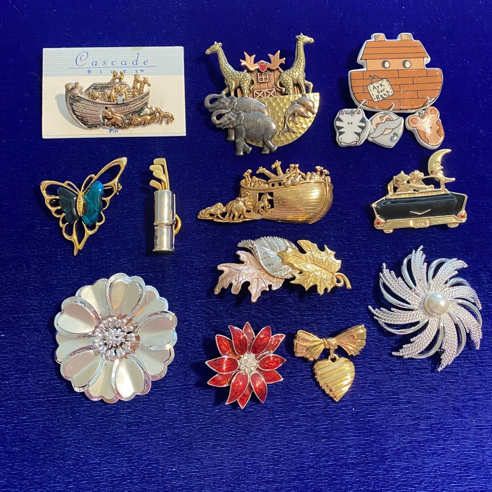 Assorted Collection of Brooches
